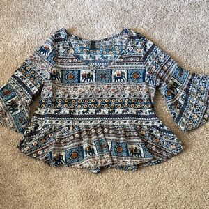 💜 3 for $10 Bohemian Patterned Blouse